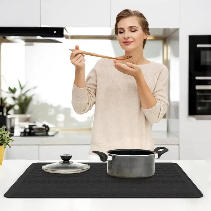 Silicone Stove Top Cover Mat, Heat Resistant Electric Glass Cooktop Protector,