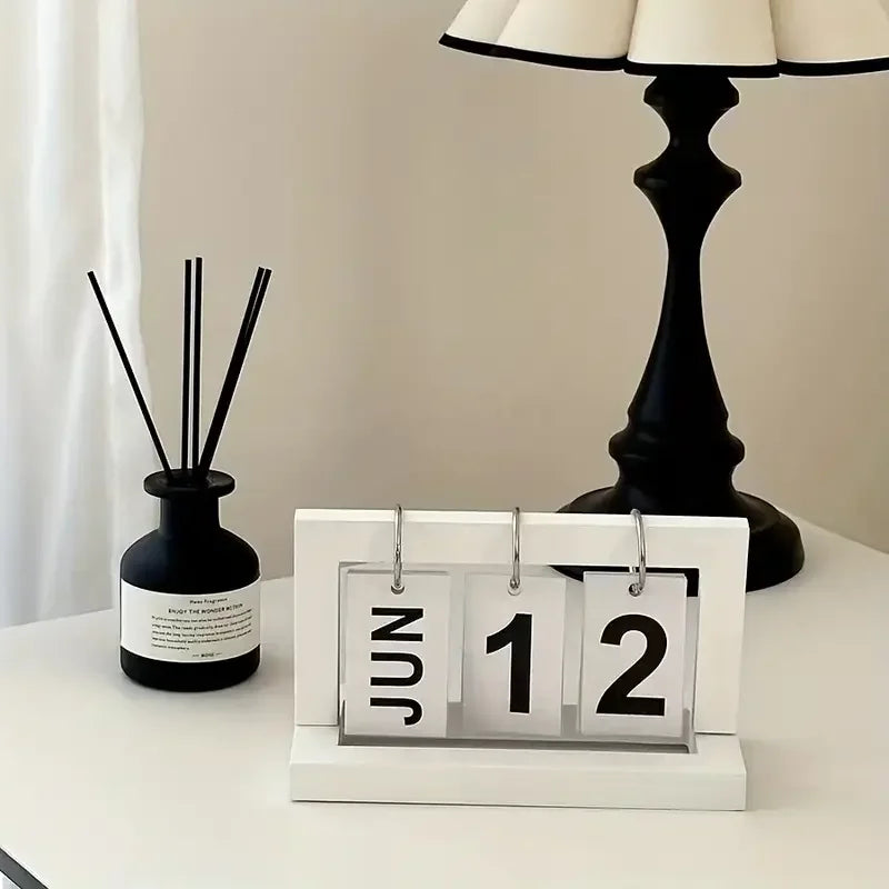 Wooden Calendar Ornament Modern Desk Accessories