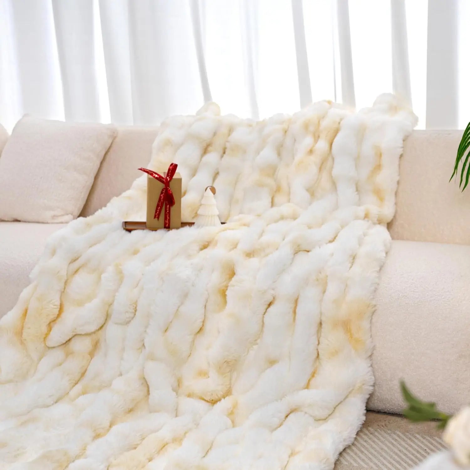 Faux Rabbit Fleece Blanket - Weighted 6 lbs- Bedspread