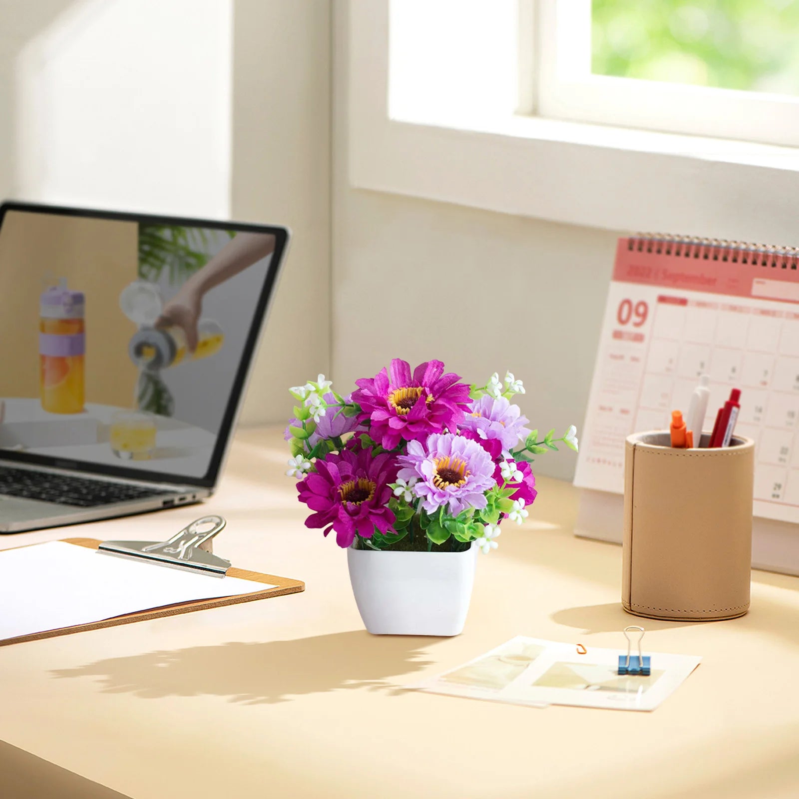 Artificial Flower Pot With Realistic Faux Flowers Chrysanthemum Baby's Breath
